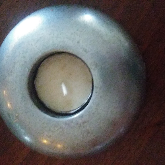 2 pewter tea light table dressings - Picture 3 of 4